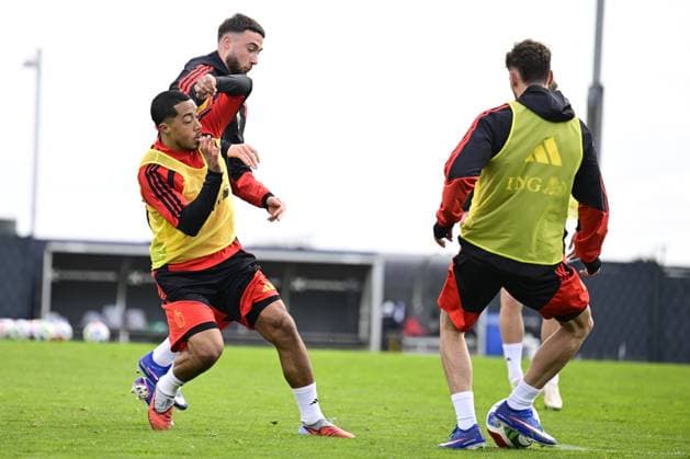 Belgian Red Devils - pre-World Cup 2026 training camp - training 25 03 2026 TUBIZE, BELGIUM - MARCH 25 : Tielemans Youri midfielder of Belgium and Debast Zeno defender of Belgium pictured during a training session at the training grounds of the Royal Belgian Football Association, in preparation to a mini-camp that will take place in the United States. There, the Belgian Red Devils, will play friendly games against the United States of America and Mexico as part of a pre-World Cup 2026 training camp on March 25, 2026 in Tubize, Belgium, 25 03 2026 Tubize Belgium  Copyright: xJanxDexMeuleneirx