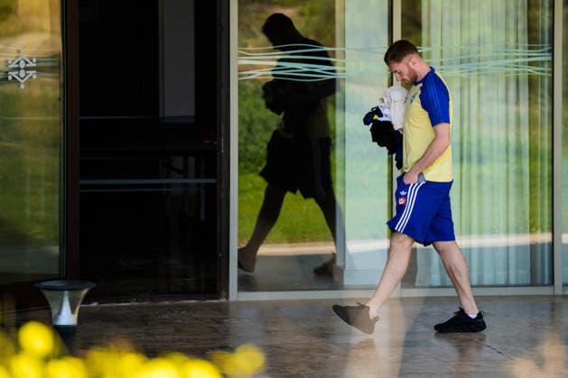 260325 Injured player Dejan Kulusevski of the Swedish national football team ahead of a training session on March 25, 2026 in Valencia Photo Joel Marklund BILDBYRAN code JM JM0806 bbeng fotboll football soccer fotball vm kval fifa world cup qualifier qualifier träning practice training sverige sweden sverige a  Copyright: JOELxMARKLUND BB260325JM009