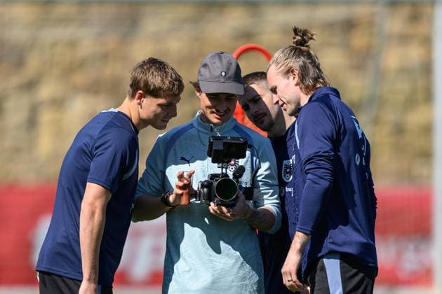 SOCCER - OEFB, training camp MARBELLA,SPAIN,25.MAR.26 - SOCCER - OEFB, Oesterreichischer Fussball-Bund, training camp. Image shows Alexander Prass, videographer Clemens Bartl, Romano Christian Schmid and Patrick Wimmer (AUT).  GEPAxpictures xChristianxMoser
