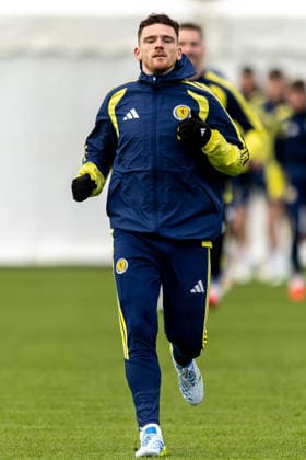 Scotland Training Andy Robertson of Scotland national team, Nationalteam during the Scotland training session ahead of their International Challenge Match, Scotland vs Japan, Lesser Hampden, Hampden Park, Glasgow, Scotland, 25 03 2026. Hampden Park Lesser Hampden Glasgow Scotland Editorial use only , Copyright: xColinxPoultneyx PSI-23967-0047