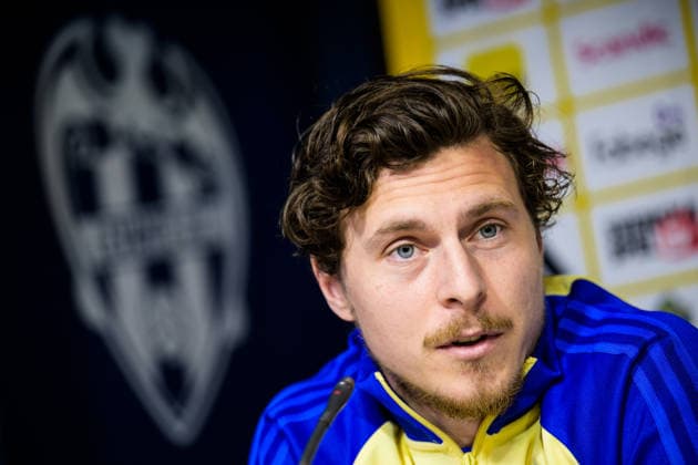260325 Victor Nilsson Lindelöf of the Swedish national football team during a press conference on March 25, 2026 in Valencia Photo Joel Marklund BILDBYRAN kod JM JM0807 bbeng fotboll football soccer fotball vm kval fifa world cup qualifier presskonferens press conference sverige sweden sverige a  Copyright: JOELxMARKLUND BB260325JM054