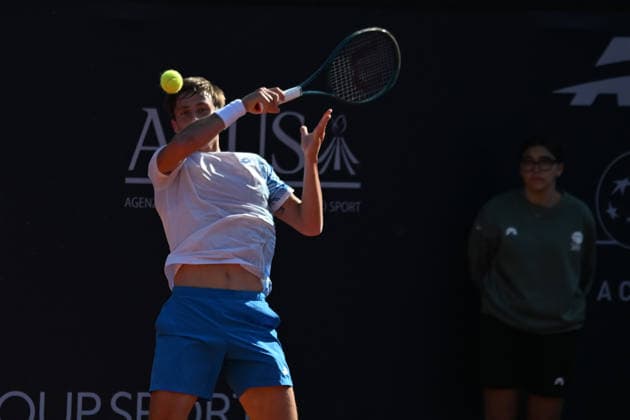 Matteo Martineau during the Men s Doubles match on day 2 of the Guerri Napoli Tennis Cup 125 at Tennis Club Napoli on March 25, 2026 in Naples, Italy  Copyright: xAndreaxRosito IPAxSportx xipa-agency.netx xx IPA_73414825 IPA_Agency_IPA73414825