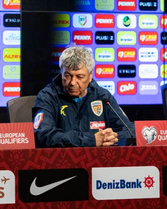 26 Mar 2026 FIFA World Cup, WM, Weltmeisterschaft, Fussball Qualifiers Group C, Semi-final, Match 5 Türkiye vs Romania, Romania press conference, PK, Pressekonferenz BeÅüiktaÅü Vodafone Park stadium, Ä°stanbul, Turkiye Coach Mircea Lucescu portrait image during the press conference answears the questions from the reporters