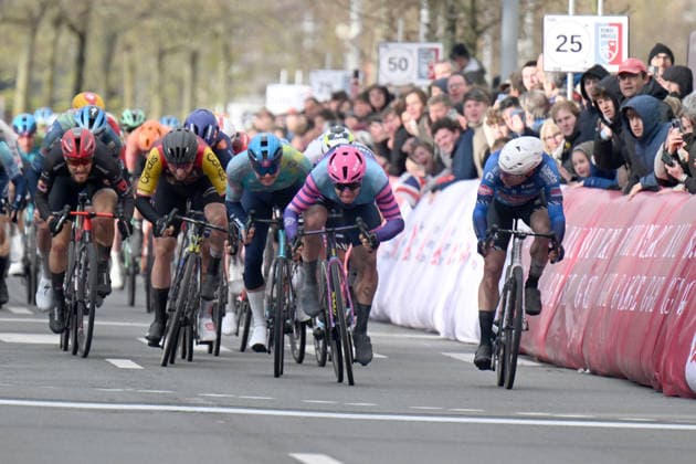 25-03-2026 Ronde Van Brugge; 2026, Unibet - Rose Rockets; 2026, Cofidis; 2026, Tudor; 2026, Alpecin - Premier Tech; 2026, Xds - Astana; Groenewegen, Dylan; Aniolkowski, Stanislaw; Mozzato, Luca; Philipsen, Jasper; Kanter, Max; Brugge; 