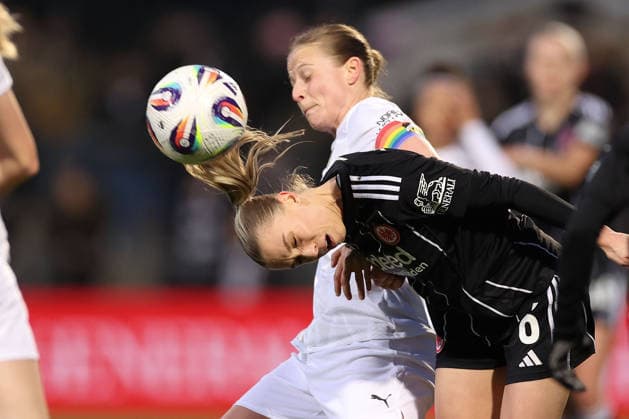 FRANKFURT AM MAIN, GERMANY 25 03 2026 UEFA Women™s Europa Cup semi-final first leg between Eintracht Frankfurt Women and BK Haecken FF at the Stadion am Brentanobad in Frankfurt am Main v l , Anna Anvegard BK Haecken FF , Elisa Senss Eintracht Frankfurt header, header duel, aerial duel Copyright: JoaquimxFerreira