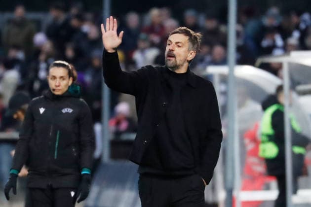 Frankfurt, Germany March 25, 2026 UEFA Womens Europa Cup 2025 2026 semi-final Eintracht Frankfurt vs BK Häcken In the picture coach Niko Arnautis SGE Stadion am Bretanobad Hessen Copyright: xFotostandx xvanxderxVeldenx