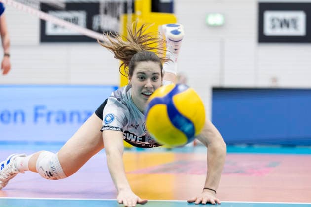 1 Volleyball Bundesliga Womens Playoffs Quarterfinals Schwarz Weiss Erfurt vs Allianz MTV Stuttgart Erfurt 25 03 2026 Emilie Respaut 5 Schwarz Weiss Erfurt 1 Volleyball Bundesliga Womens Playoffs Quarterfinals Schwarz Weiss Erfurt vs Allianz MTV Stuttgart Riethsporthalle Erfurt 25 03 2026 Copyright: xBEAUTIFULxSPORTS Duehringx