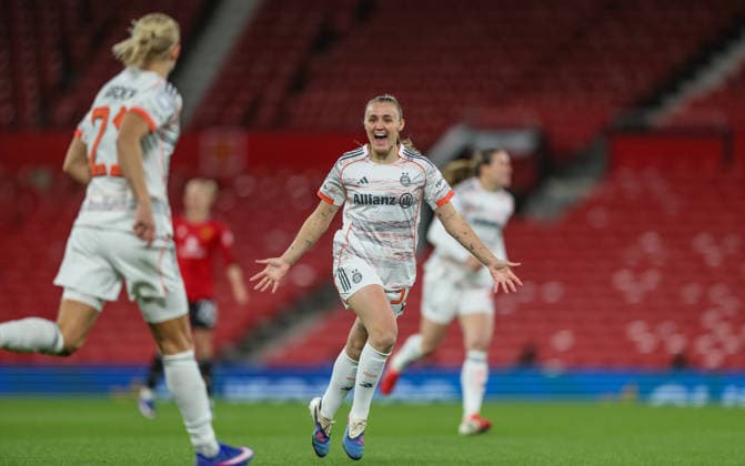 GBR, Manchester, Manchester United vs Bayern Munich, WomenÂs Champions League, Football, UEFA, Season 2025 2026, Old Trafford, Quarter-final, First leg in picture Pernille Harder Bayern Munich 21 , 1 0, Goal, Joy, Cheering and Emotion, Georgia Stanway Bayern Munich 31 DFB DFL REGULATIONS PROHIBIT ANY USE OF PHOTOGRAPHS AS IMAGE SEQUENCES AND OR QUASI VIDEO, 25 03 2026 Copyright: HMBxMedia HendrikxHamelau