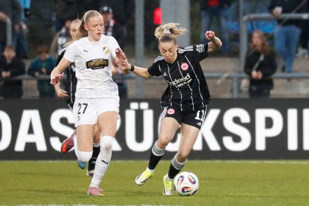 Frankfurt, Germany March 25, 2026 UEFA Womens Europa Cup 2025 2026 semi-final Eintracht Frankfurt vs BK Häcken Pictured from left in a duel Thelma Palmadottir BK and Nina Lührßen Luehrssen SGE Stadion am Bretanobad Hessen Copyright: xFotostandx xvanxderxVeldenx