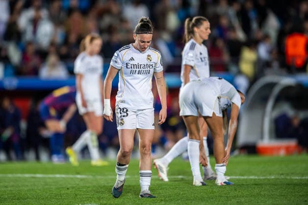 Real Madrid v FC Barcelona, Barca UEFA Women s Champions League, Madrid, Spain Madrid, Spain. 25th, March 2026. Eva Navarro of Real Madrid CF looks dejected following the UEFA Women s Champions League 2025 26 match between Real Madrid CF and FC Barcelona at Estadio Alfredo Di Stefano in Madrid. Spain, Madrid, Estadio Alfredo Di Stefano  Copyright: xGonzalesxPhoto LucianoxLimax