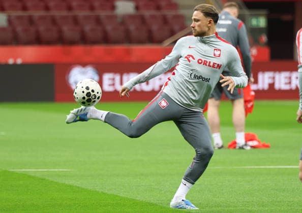 March 25, 2026, Warsaw, Mazowieckie, Poland: MATTY CASH of Poland during practise session before the FIFA World Cup, WM, Weltmeisterschaft, Fussball 2026 qualifier semi-final match Poland vs Albania in Warsaw. March 25, 2026 in Warsaw, Poland. Warsaw Poland - ZUMAc278 20260325_zsp_c278_002 Copyright: xMarcinxCholewinskix