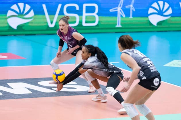 1 Volleyball Bundesliga Womens Playoffs Quarterfinals Schwarz Weiss Erfurt vs Allianz MTV Stuttgart Erfurt 25 03 2026 Alianza Darley 14 Schwarz Weiss Erfurt 1 Volleyball Bundesliga Womens Playoffs Quarterfinals Schwarz Weiss Erfurt vs Allianz MTV Stuttgart Riethsporthalle Erfurt 25 03 2026 Copyright: xBEAUTIFULxSPORTS Duehringx