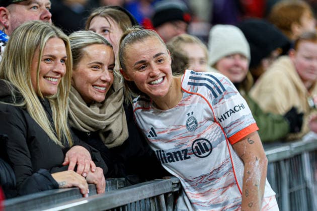 MANCHESTER, ENGLAND - March 25: Georgia Stanway of Bayern Munich takes a photo at full time of the UEFA Womens Champions League match between Manchester United, ManU and Bayern Munich at Old Trafford in Manchester, England Copyright: xNataliexMincher SPPx Sportspressphoto_SPR118224