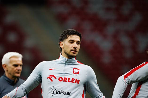 Jakub Moder seen during Official press conference, PK, Pressekonferenz and training of Polish National football team before World Cup 2026 play off semifinal game against Albania (Maciej Rogowski Ball Raw Images) Warsaw PGE Narodowy Poland Copyright: xMaciejxRogowskix maciejrogowski_trainingpoland_25032026-067
