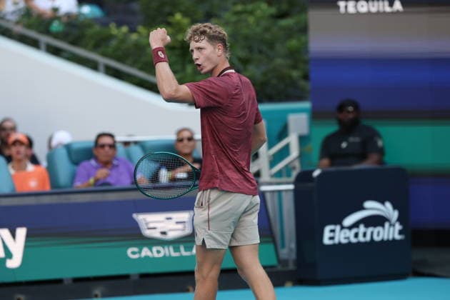 March 25, 2026, Miami Gardens, Florida, United States Of America: MIAMI GARDENS, FL - MARCH 25: Jiri Lehecka (CZE) defeats Martin Landaluce (ESP) in the men s quarter-final singles match at the Miami Open on March 25, 2026, at Hard Rock Stadium in Miami Gardens, Florida,...People: Martin Landaluce 2026 Miami Open - Day 9  - ZUMAs214 20260325_ada_s214_148 Copyright: xSMGx