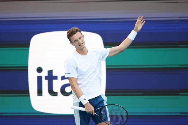 March 25, 2026, Miami Gardens, Florida, United States Of America: MIAMI GARDENS, FL - MARCH 25: Jiri Lehecka (CZE) defeats Martin Landaluce (ESP) in the men s quarter-final singles match at the Miami Open on March 25, 2026, at Hard Rock Stadium in Miami Gardens, Florida,...People: Jiri Lehecka Miami Gardens United States Of America - ZUMAs214 20260325_ada_s214_189 Copyright: xSMGx