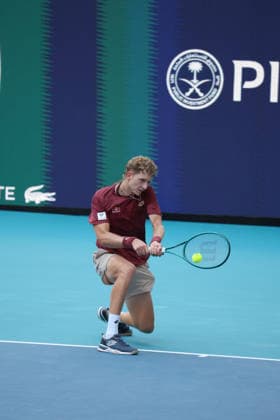March 25, 2026, Miami Gardens, Florida, United States Of America: MIAMI GARDENS, FLORIDA - MARCH 25: 20 year old qualifier, Martin Landaluce, of Spain is defeated by Jiri Lehecka of Czechia on day 9 of the Miami Open at Hard Rock Stadium on March 25, 2026 in Miami Gardens, Florida. ...People: Martin Landaluce 2026 Miami Open - Day 9  - ZUMAs214 20260325_ada_s214_340 Copyright: xSMGx