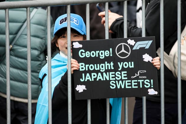 F1 - JAPANESE GRAND PRIX 2026 spectators, fans Mercedes AMG F1 Team during the Formula 1 Japanese Grand Prix 2026, 3rd round of the 2026 Formula One World Championship, WM, Weltmeisterschaft from March 27 to 29, 2026 on the Suzuka Circuit, in Suzuka, Japan - SuzukaJapan  Copyright: xXavixBonillax