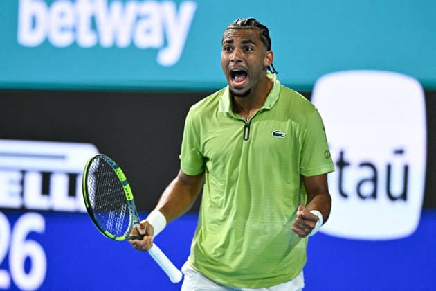 Itau Miami Tennis Open - Arthur Fils Arthur Fils (FRA) during his quarter final tround match at the Itau Miami Tennis Open in Miami , USA, on March 25, 2026. Photo by Corinne Dubreuil ABACAPRESS.COM Miami United States  Copyright: xDubreuilxCorinne ABACAx