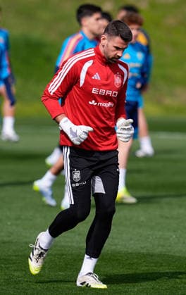 March 26, 2026, Las Rozas, Madrid, Spain: Unai Simon during the training session of Spain Team ahead of the International Friendly, Länderspiel, Nationalmannschaft match against Serbia at Ciudad del Futbol on March 26, 2026, in Las Rozas, Madrid, Spain. Las Rozas Spain - ZUMAa181 20260326_zaa_a181_006 Copyright: xDennisxAgyemanx