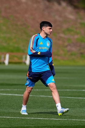 March 26, 2026, Las Rozas, Madrid, Spain: Pedri Gonzalez during the training session of Spain Team ahead of the International Friendly, Länderspiel, Nationalmannschaft match against Serbia at Ciudad del Futbol on March 26, 2026, in Las Rozas, Madrid, Spain. Training Session Of Spain Team - International Friendly - ZUMAa181 20260326_zaa_a181_007 Copyright: xDennisxAgyemanx