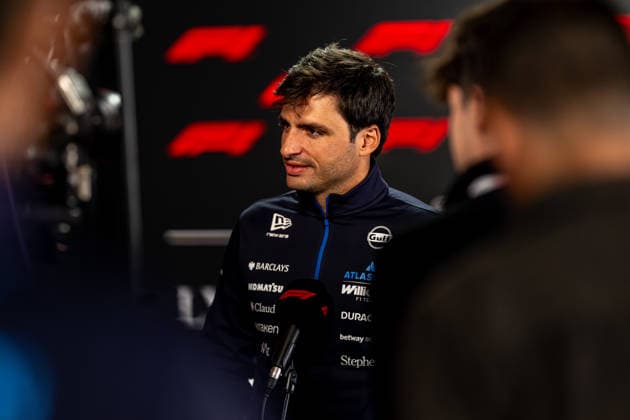 SUZUKA, JAPAN: Carlos Sainz, racing for the Williams Racing team during the 2026 Formula 1 Japanese Grand Prix at the Suzuka International Racing Course in Suzuka, Japan