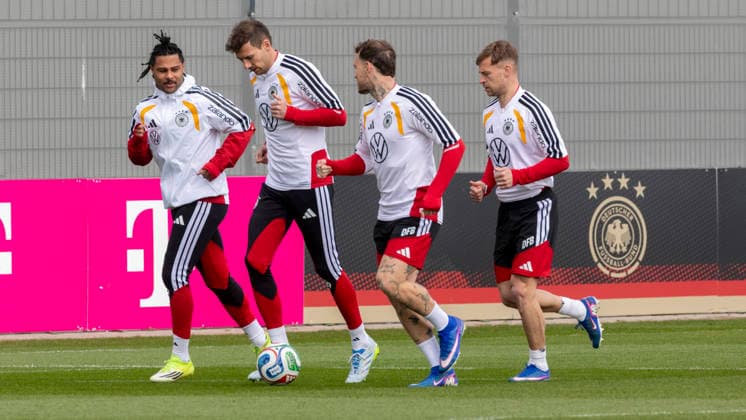 Report 26 03 2026 Final training session of the German mens national team in Herzogenaurach ahead of the match against Switzerland Warm-up with Serge Gnabry, Leon Goretzka, David Raum and Joshua Kimmich Herzogenaurach Bavaria Germany