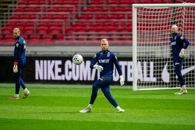 Training with the Norwegian men s national football team Amsterdam , Netherlands 20260326 orjan Haskjold Nyland, Egil Selvik and Viljar Rosholt Myhra during a training session with the Norwegian men s national football team at Johan Cruijff ArenA Photo Fredrik Varfjell NTB Amsterdam Netherlands EDITORIAL USE ONLY RESTRICTED USE FOR BETTING COMPANIES  Copyright: xFredrikxVarfjellx xNTBx