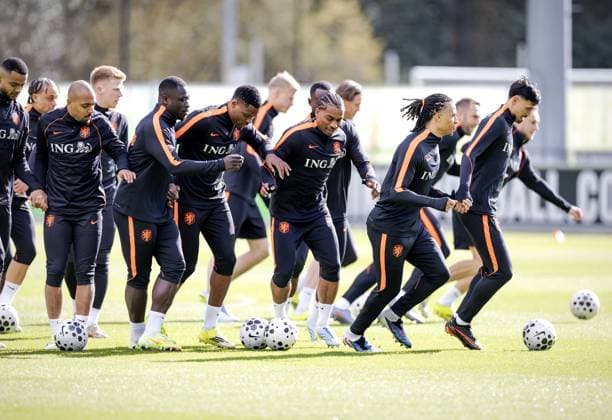 Football, Netherlands national team, Training