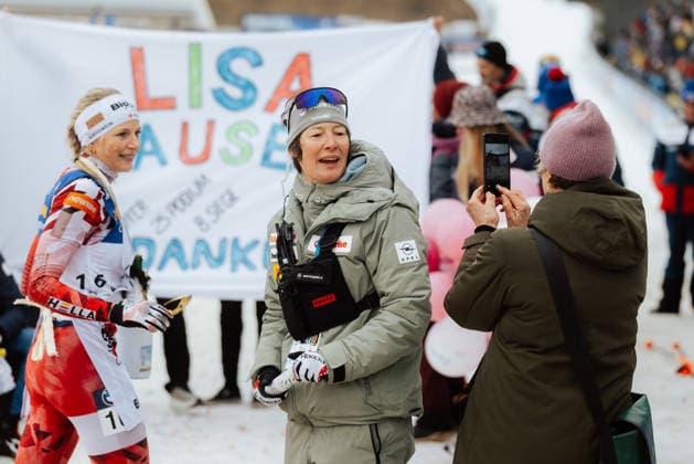 22.03.26, BMW IBU World Cup Biathlon Oslo, Women Mass Start 12.5 km, 2025 2026 season Sandra Flunger (Coach Switzerland) in the finish area after Lisa Theresa Hauser (AUT) retirement celebration Olso Holmenkollen National Ski Arena Oslo Norway
