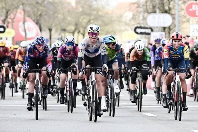 British Carys Lloyd of Movistar Team and Italian Elisa Balsamo of Lidl-Trek sprint to the finish of the Ronde van Brugge women s elite one-day cycling race, 143,7 km from and to Brugge on Thursday 26 March 2026. MAARTENxSTRAETEMANS  x168983736x
