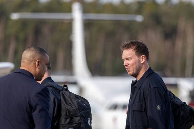 Departure of the DFB mens national soccer team for the international match in Basel, Nuremberg, 26 03 2026 Julian Nagelsmann, national coach of the German mens national soccer team, at Nuremberg Airport before boarding the Lufthansa charter plane to Basel Nuremberg Bavaria Germany 20260326-1V9A5075-M4000