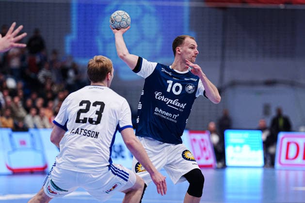 Einar Olafsson Handball Sport Verein Hamburg, 23 , Fynn Hangstein Bergischer HC, 10 GER, Handball Sport Verein Hamburg vs Bergischer HC, Handball, 1 Bundesliga, Matchday 26, Season 2025 2026, 26 03 2026 GER, Handball Sport Verein Hamburg vs Bergischer HC, Handball, 1 Bundesliga, Matchday 26, Season 2025 2026, 26 03 2026 Hamburg Copyright: xEibner-Pressefoto MarcelxvonxFehrnx EP_MFN