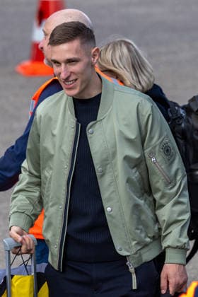 Departure of the DFB mens national soccer team for the international match in Basel, Nuremberg, 26 03 2026 National player Nico Schlotterbeck at Nuremberg Airport before boarding the Lufthansa charter plane to Basel Nuremberg Bavaria Germany 20260326-1V9A5149-M4000