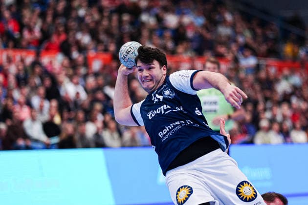 Throw Goal Aron Seesing Bergischer HC, 49 GER, Handball Sport Verein Hamburg vs Bergischer HC, Handball, 1 Bundesliga, Matchday 26, Season 2025 2026, 26 03 2026 GER, Handball Sport Verein Hamburg vs Bergischer HC, Handball, 1 Bundesliga, Matchday 26, Season 2025 2026, 26 03 2026 Hamburg Copyright: xEibner-Pressefoto MarcelxvonxFehrnx EP_MFN