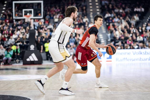 MUNICH, GERMANY - MARCH 26: Vladimir Lucic (FC Bayern Muenchen, 11) controls the ball against Zachary Seljaas (LDLC ASVEL Villeurbanne, 1) during the Turkish Airlines EuroLeague match between FC Bayern Muenchen vs. LDLC ASVEL Villeurbanne at SAP Garden on round 34 of Turkish Airlines EuroLeague on March 26, 2025 in Munich, Germany. Bavaria Germany Copyright: xSteffiexWunderlx