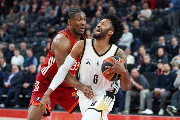Braian Angola LDLC ASVEL Villeurbanne, 06 with David McCormack FC Bayern Basketball, 33 , GER, FC Bayern Basketball vs LDLC ASVEL Villeurbanne, Basketball, Euroleague, Matchday 34, Season 2025 2026, 26 03 2026, GER, FC Bayern Basketball vs LDLC ASVEL Villeurbanne, Basketball, Euroleague, Matchday 34, Season 2025 2026, 26 03 2026 Munich Copyright: xEibner-Pressefoto JennixMaulx EP_JML