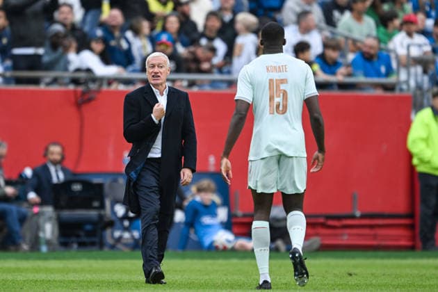 BOSTON, UNITED STATES OF AMERICA - MARCH 26: Head Coach of France, Didier Deschamps during an international football friendly between Brazil v France at Gillette Stadium, Boston, USA. (Photo by Richard Callis Sports Press Photo) Copyright: xRichardxCallis SportsxPressxPhotox Sportspressphoto_SPR118562