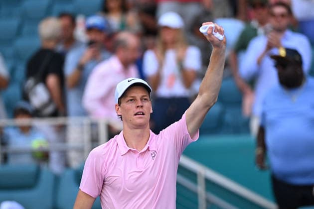 Jannick Sinner v Frances Tiafoe At Miami Open 2026 - USA Jannik Sinner (ITA) during his semi final tround match at the Itau Miami Open in Miami, FL, USA on March 26, 2026. Photo by Corinne Dubreuil ABACAPRESS.COM Miami FL United States  Copyright: xDubreuilxCorinne ABACAx