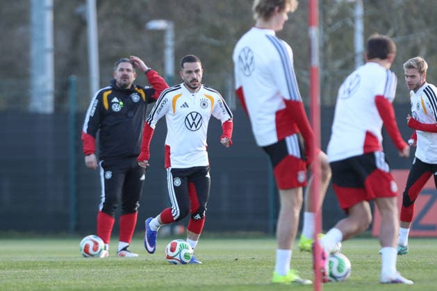 26 03 2026, xtgx, football, U21 national team, final training emspor, v l Arijon Ibrahimovic Germany DFL DFB REGULATIONS PROHIBIT ANY USE OF PHOTOGRAPHS as IMAGE SEQUENCES and or QUASI VIDEO Wolfsburg