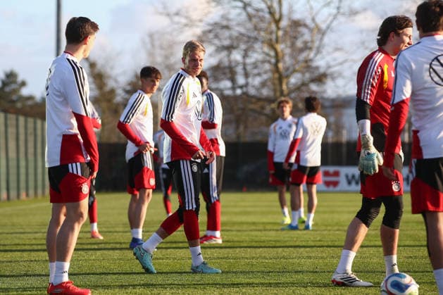 26 03 2026, xtgx, Football, U21 National Team, Final Training emspor, v l Leandro Morgalla Germany DFL DFB REGULATIONS PROHIBIT ANY USE OF PHOTOGRAPHS as IMAGE SEQUENCES and or QUASI VIDEO Wolfsburg