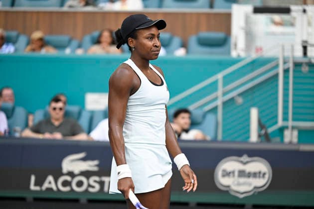 MIAMI GARDENS, FL - MARCH 26: Coco Gauff of the United States reacts to the point, during her match, against, Karolina Muchova of Czech Republic during the men™s semifinal match of the Miami Open on March 26, 2026, Hard Rock Stadium in Miami Gardens, Florida. (Photo by Michele Eve Sandberg Icon Sportswire) TENNIS: MAR 26 Miami Open EDITORIAL USE ONLY Icon2603260523