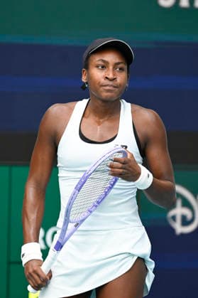 MIAMI GARDENS, FL - MARCH 26: Coco Gauff of the United States reacts to the point, during her match, against, Karolina Muchova of Czech Republic during the men™s semifinal match of the Miami Open on March 26, 2026, Hard Rock Stadium in Miami Gardens, Florida. (Photo by Michele Eve Sandberg Icon Sportswire) TENNIS: MAR 26 Miami Open EDITORIAL USE ONLY Icon2603260526