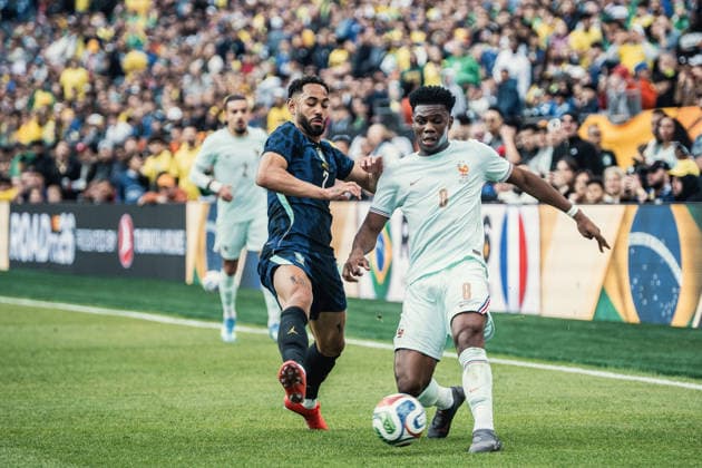 Football, Test match, Brazil - France