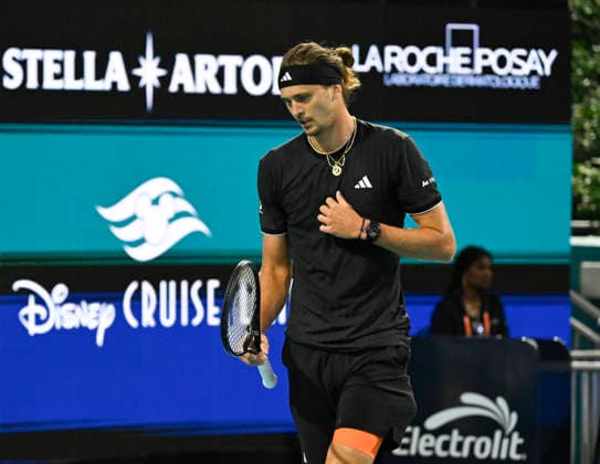 MIAMI GARDENS, FL - MARCH 26: Alexander Zverev of Germany, reacts to the point, against, Francisco Cerundolo of Argentina, during the men™s quarterfinal match of the Miami Open on March 26, 2026, Hard Rock Stadium in Miami Gardens, Florida. (Photo by Michele Eve Sandberg Icon Sportswire) TENNIS: MAR 26 Miami Open EDITORIAL USE ONLY Icon2603260595