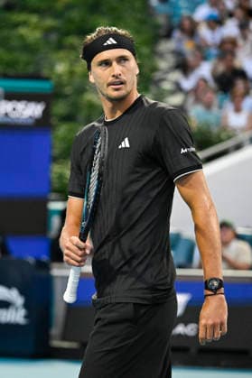 MIAMI GARDENS, FL - MARCH 26: Alexander Zverev of Germany, reacts after the point, playing Francisco Cerundolo of Argentina, during the men™s quarterfinal match of the Miami Open on March 26, 2026, Hard Rock Stadium in Miami Gardens, Florida. (Photo by Michele Eve Sandberg Icon Sportswire) TENNIS: MAR 26 Miami Open EDITORIAL USE ONLY Icon2603260579