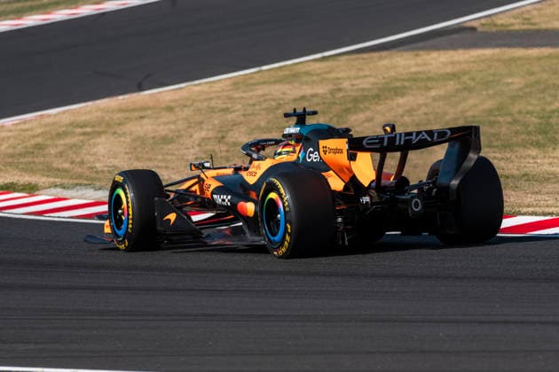 Formula 1 Aramco Japanese Grand Prix 2026 Remy Midez OVERTAKE MAXPPP - Suzuka 27 03 2026 81 PIASTRI Oscar (aus), McLaren Mastercard F1 Team, action at the Formula 1 Aramco Japanese Grand Prix 2026, the 3rd round of the 2026 FIA Formula 1 World Championship, WM, Weltmeisterschaft at the Suzuka Circuit in Suzuka, Japan, from 26 to 29 March 2026 Suzuka Suzuka Circuit Japan  Copyright: xOVERTAKE MAXPPPxRemyxMidezx OVT202603270593 OVT202603270593