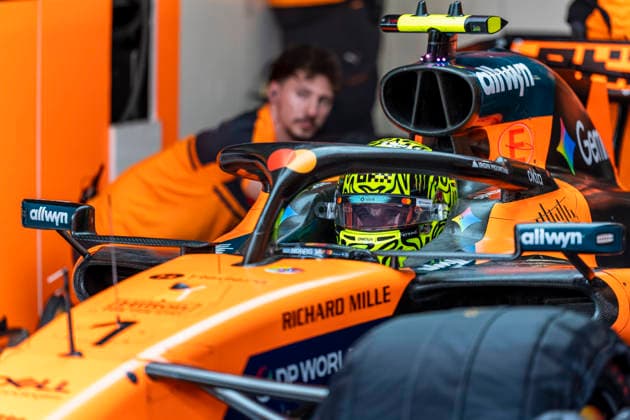 Formula 1 Aramco Japanese Grand Prix 2026 Remy Midez OVERTAKE MAXPPP - Suzuka 27 03 2026 01 NORRIS Lando (gbr), McLaren Mastercard F1 Team, action, box, pitlane at the Formula 1 Aramco Japanese Grand Prix 2026, the 3rd round of the 2026 FIA Formula 1 World Championship, WM, Weltmeisterschaft at the Suzuka Circuit in Suzuka, Japan, from 26 to 29 March 2026 Suzuka Suzuka Circuit Japan  Copyright: xOVERTAKE MAXPPPxRemyxMidezx OVT202603270609 OVT202603270609