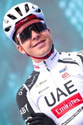 Belgian Florian Vermeersch of UAE Team Emirates-XRG pictured at the start of the E3 Saxo Bank Classic one day cycling race, 208,8km from and to Harelbeke, on Friday 27 March 2026. DAVIDxPINTENS  x169052665x
