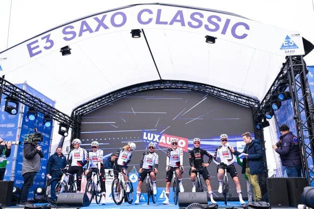 UAE Team Emirates-XRG riders pictured at the start of the E3 Saxo Bank Classic one day cycling race, 208,8km from and to Harelbeke, on Friday 27 March 2026. DAVIDxPINTENS  x169053093x